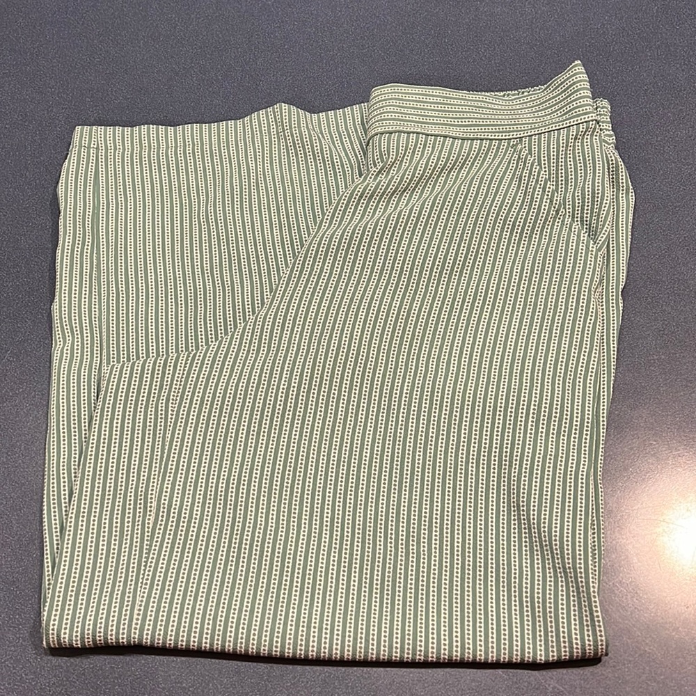 Ladies wide legged pants